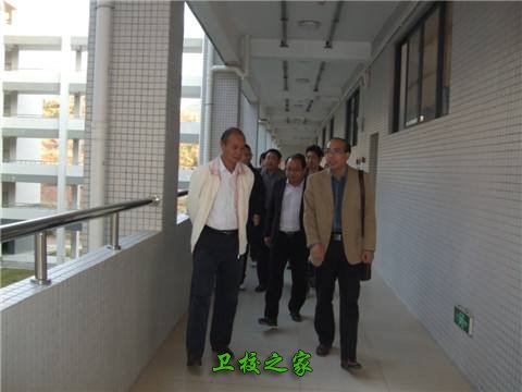 阿壩衛(wèi)校